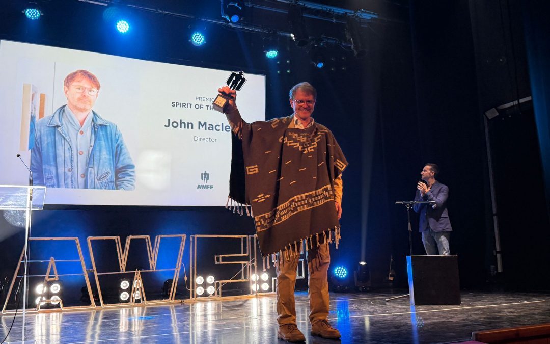 John Maclean recibe el premio Spirit of the West en AWFF