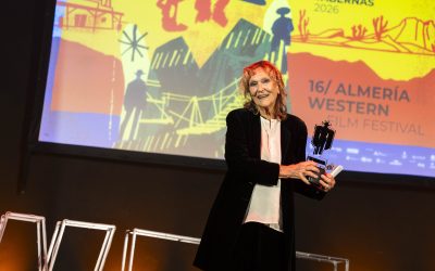 Rada Rassimov y Enrique Cerezo reciben en Tabernas el reconocimiento de AWFF por su vínculo con la historia del wéstern